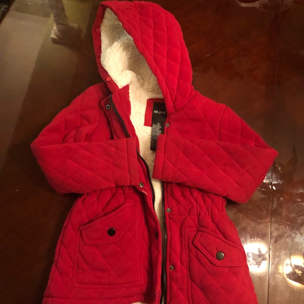 COPY - Red quilted Girls coat with hood that gathers waist and has white fur in…